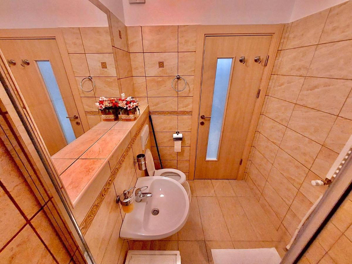 Criss Apartament Sinaia Luaran gambar